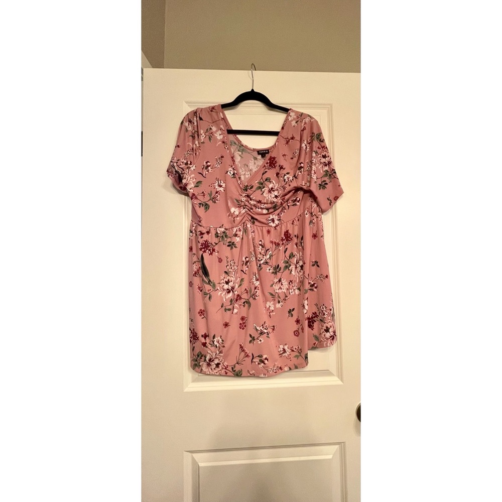 Torrid floral blouse Sz. 2